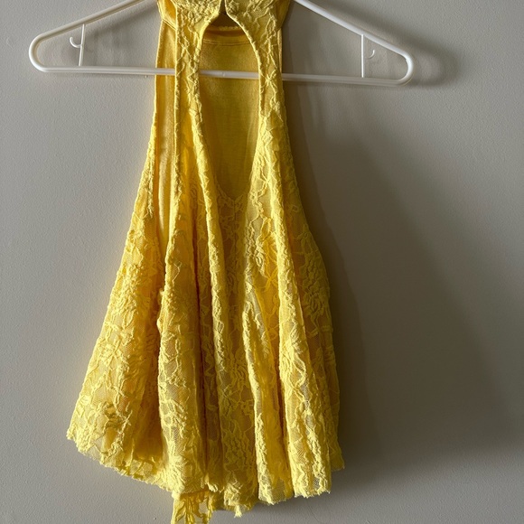 NWOT urban outfitters, kimchi blue floral lace crop top.  Final sale. - Picture 5 of 6